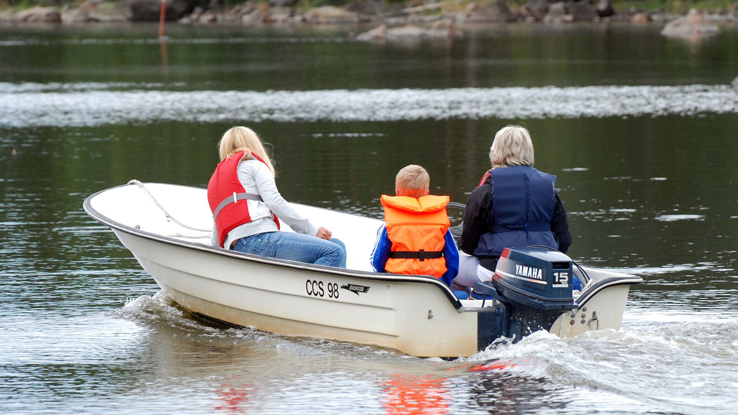 Välj rätt flytväst till ditt barn